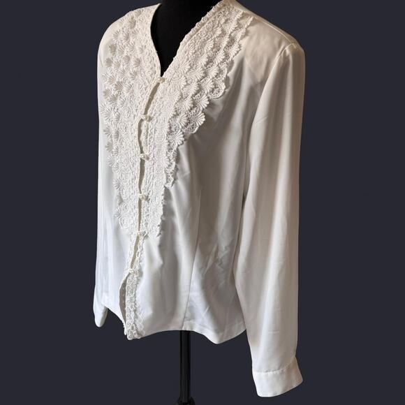 vintage White lace button up blouse sz 14 pearl delicate romantic cottage - Picture 8 of 8